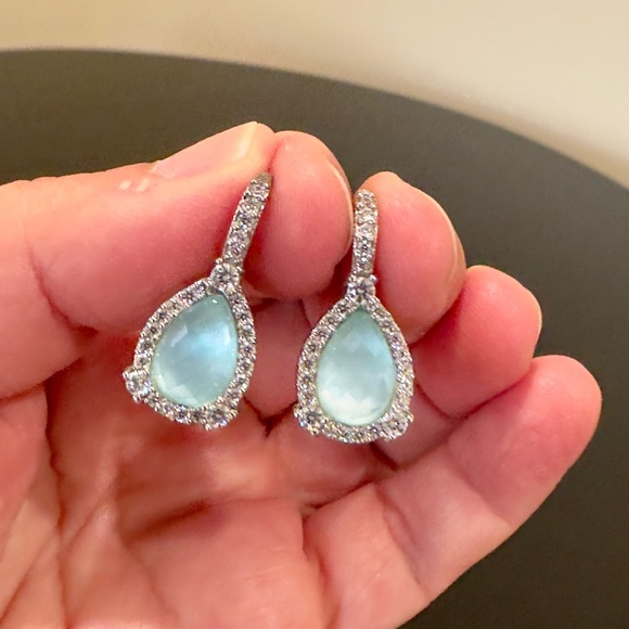 Judith Ripka Jewelry - NWOT Vintage Authentic Summer Judith Ripka Sterling quartz diamonique earring